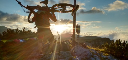 bike-hike-mountainbiking-bikefex-pedalritterinnen-steiermark-totes-gebirge-ennstal-mountainbike-radaelli-maloja-sonnenaufgang-specialized