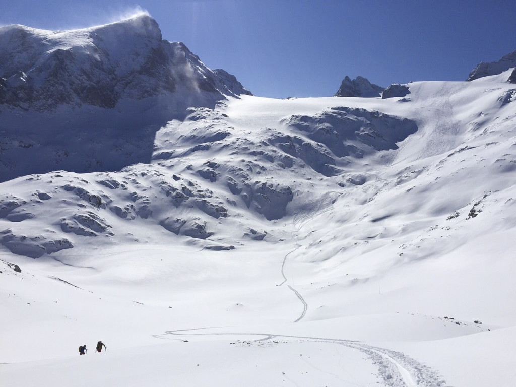 dachstein-skitour-alpenverein-liezen-dachsteinquerung-bikefex-pedalritterinnen-1