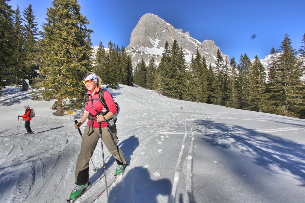 lahngangparty-skitour-lahngangkogel-fasching-skitour-steiermark-admont-trieben-bikefex-pedalritterinnen_9356