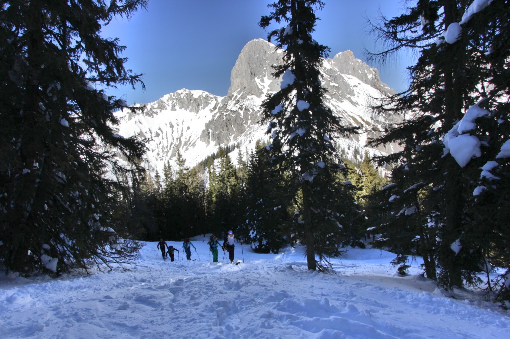 lahngangparty-skitour-lahngangkogel-fasching-skitour-steiermark-admont-trieben-bikefex-pedalritterinnen_9376